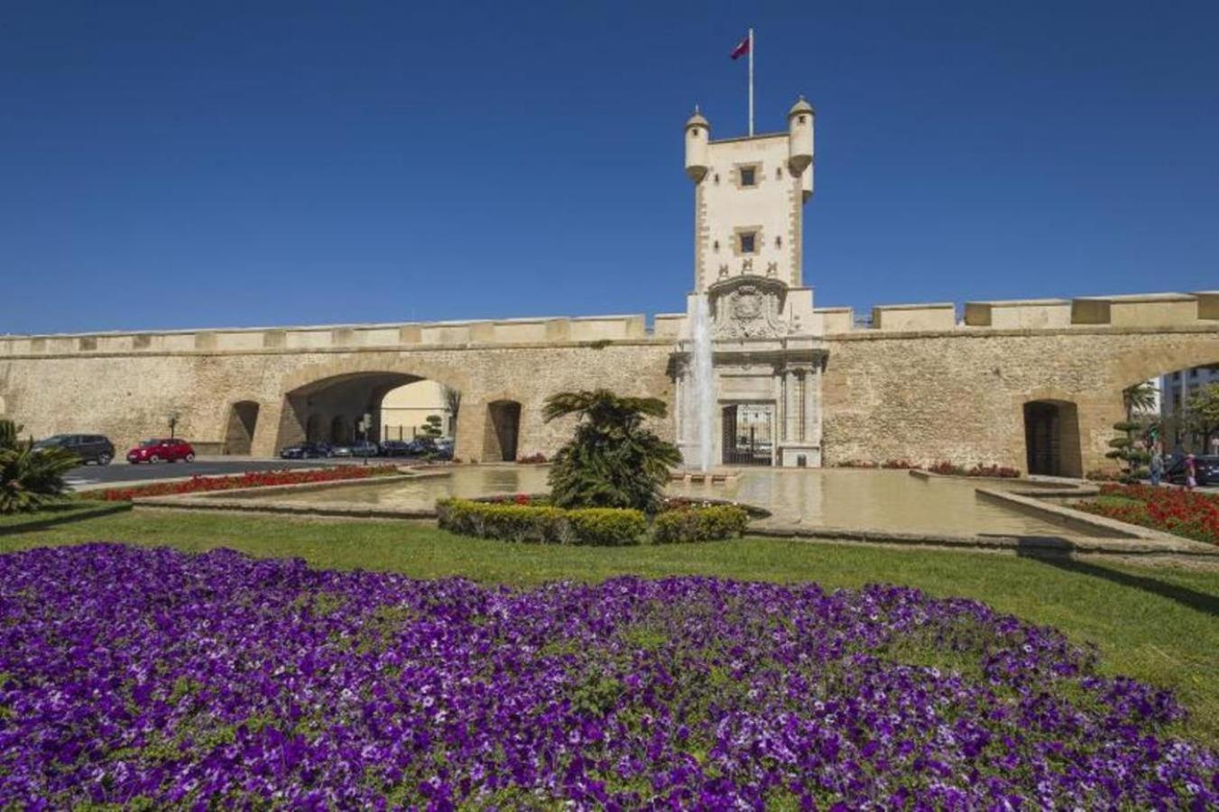Apartamento La Perla Little Apartments Cadiz Dış mekan fotoğraf